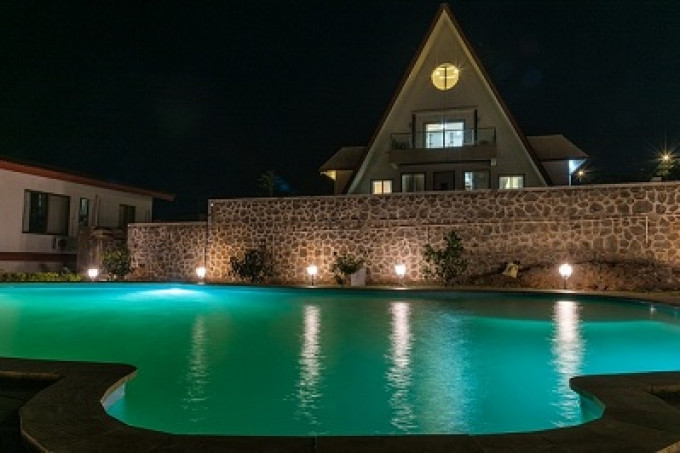4BHK Hillside Pool Villa in Pawna