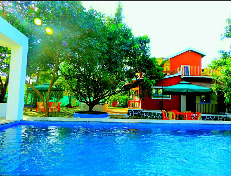 5bhk Farmhouse with pool in Alibaug Short Break Co.