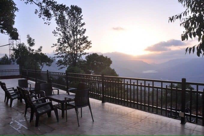 A Mountain-view 3 BHK Villa